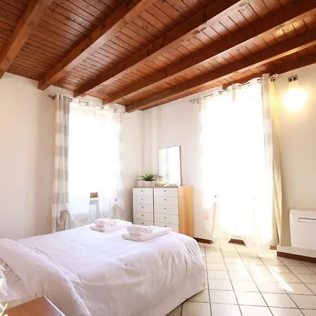 Palazzo Il Quadrifoglio Apartamento